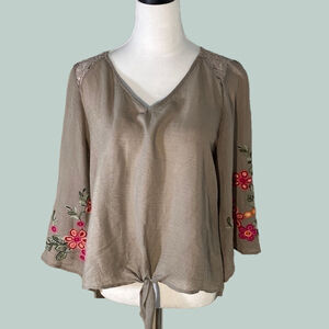anthropologie Fig and Flower‎ Embroidered Long Sleeve Front Tie Top Taupe Size